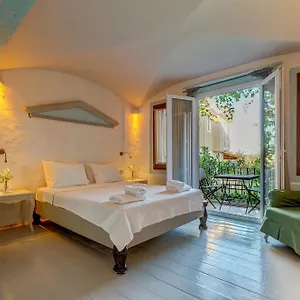 Otel Cunda Battalos Kucuk